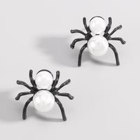 Wholesale Jewelry Exaggerated Funny Simple Style Spider Artificial Pearl Alloy Ear Studs main image 5