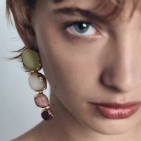 1 Pair Elegant Vintage Style Simple Style Geometric Alloy Resin Drop Earrings main image 1