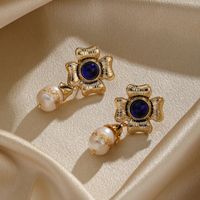 1 Pair Retro Flower Plating Inlay Copper Freshwater Pearl 14k Gold Plated Drop Earrings main image 2