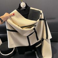 Women's Casual Simple Style Lines Polyester Shawl main image 4