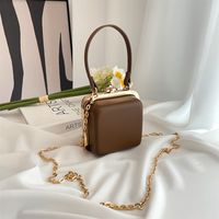 Women's Small All Seasons Pu Leather Solid Color Vintage Style Square Lock Clasp Shoulder Bag sku image 6