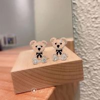 Wholesale Jewelry Simple Style Bear Resin Ear Studs main image 4