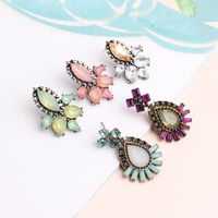1 Pair Elegant Classical Vintage Style Leaves Plating Inlay Alloy Rhinestones Glass Gold Plated Drop Earrings main image 1