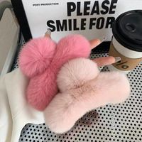 Women's Simple Style Solid Color Plush Hair Claws main image 1