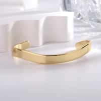 Modern Style Classic Style Commute Solid Color Copper Irregular Twist Plating 18k Gold Plated Cuff Bracelets main image 2
