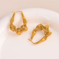 1 Pair Retro Simple Style U Shape Twist Plating 201 Stainless Steel 18K Gold Plated Earrings main image 5