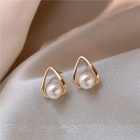 1 Pair Lady Geometric Plating Inlay Alloy Artificial Pearls Ear Studs main image 4