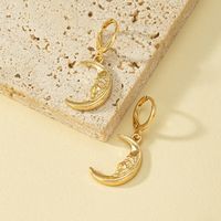 1 Pair Retro Simple Style Moon Plating Alloy Gold Plated Drop Earrings main image 2