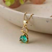 Simple Style Commute Geometric Copper 18k Gold Plated Zircon Pendant Necklace In Bulk main image 4