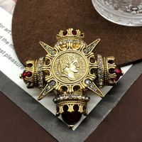 Classical Vintage Style Crown Alloy Plating Inlay Zircon Women's Brooches main image 3