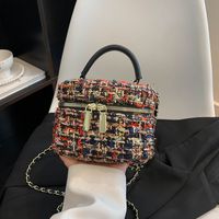 Women's All Seasons Pu Leather Woven Material Plaid Elegant Square Zipper Handbag sku image 4