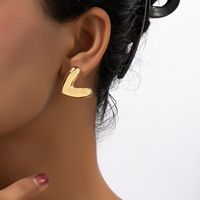 1 Pair Elegant Cute Romantic Heart Shape Irregular Plating Alloy Ferroalloy 14k Gold Plated Ear Studs main image 3