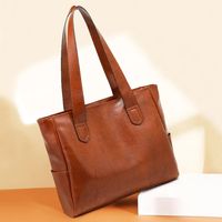 Women's Large All Seasons Pu Leather Solid Color Vintage Style Square Zipper Tote Bag main image 1