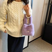 Women's Small All Seasons Plush Solid Color Classic Style Bucket String Shoulder Bag main image 4