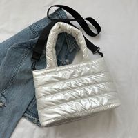 Women's Medium All Seasons Pu Leather Solid Color Streetwear Square Zipper Shoulder Bag sku image 2