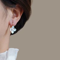 1 Pair Elegant Lady Flower Alloy Drop Earrings main image 3