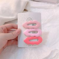 Cute Animal Plastic Hollow Out Hair Clip main image 4