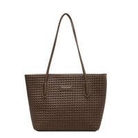 Women's Medium All Seasons Pu Leather Solid Color Basic Square Zipper Shoulder Bag Tote Bag main image 5