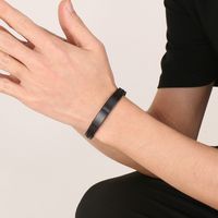 Rétro Géométrique Acier Inoxydable Peau De Vache Tresser Hommes Bracelet main image 3