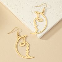 1 Pair Retro Funny Human Face Plating Alloy Gold Plated Drop Earrings main image 3