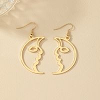 1 Pair Retro Funny Human Face Plating Alloy Gold Plated Drop Earrings main image 10
