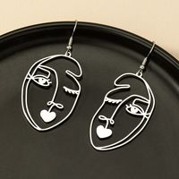 1 Pair Retro Commute Human Face Plating Alloy Gold Plated Drop Earrings main image 1