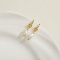 1 Pair Sweet Simple Style Water Droplets Plating Inlay Freshwater Pearl Copper Zircon 14k Gold Plated Ear Hook sku image 3