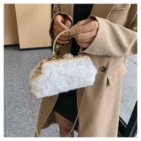 Women's Small Plush Solid Color Streetwear Shell Lock Clasp Shoulder Bag Crossbody Bag Chain Bag sku image 2