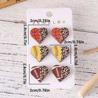 3 Pairs Vintage Style Heart Shape Wood Ear Studs main image 3