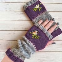 Women's Fashion Bird Knitted Fabric Gloves sku image 2