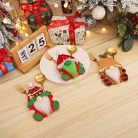 Christmas Cartoon Style Santa Claus Polyester Family Gathering Party Festival Cutlery Bag main image 5