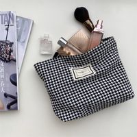 Basic Streetwear Plaid Cotton Polyester Square Makeup Bags sku image 1