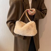 Women's Autumn&winter Plush Solid Color Streetwear Sewing Thread Square Zipper Shoulder Bag main image 2