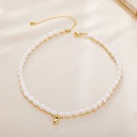 Romantic Simple Style Irregular Moon Stainless Steel Freshwater Pearl 18k Gold Plated Pendant Necklace In Bulk main image 5