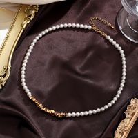 Retro Commute Irregular Flower Copper Beaded Plating Inlay Freshwater Pearl 18k Gold Plated Pendant Necklace Necklace main image 5