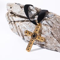 Simple Style Commute Cross Titanium Steel Plating Inlay Zircon 18k Gold Plated Pendant Necklace main image 3