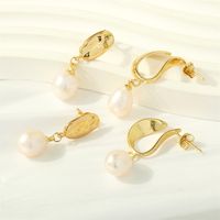 1 Paar Elegant Einfacher Stil Irregulär Überzug Inlay Kupfer Perle 18 Karat Vergoldet Tropfenohrringe main image 7