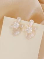 1 Pair Simple Style Geometric Flower Enamel Inlay Alloy Rhinestones Pearl Drop Earrings Ear Studs sku image 2