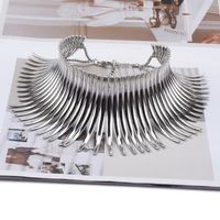 Exaggerated Lines Alloy Plating Women's Choker main image 4