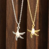 Retro Simple Style Starfish Freshwater Pearl Copper Plating 18k Gold Plated Pendant Necklace main image 1