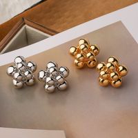 1 Pair Simple Style Commute Flower Plating Copper 18k Gold Plated Ear Studs main image 1