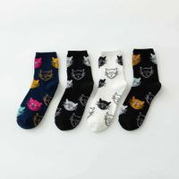 Femmes Style De Bande Dessinée Mignon Chat Coton Crew Socks Une Paire main image 4