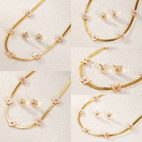 201 Edelstahl Hülse 18 Karat Vergoldet Elegant Einfacher Stil Überzug Stern Herzform Blume Ohrringe Halskette main image 1