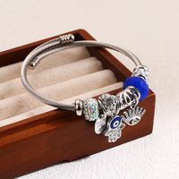 Elegant Cute Palm Glasses Butterfly Stainless Steel Alloy Beaded Inlay Rhinestones Bangle main image 5