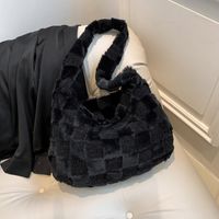 Women's Autumn&winter Plush Color Block Streetwear Square Zipper Shoulder Bag Underarm Bag main image 5