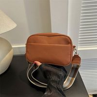 Women's Pu Leather Solid Color Vintage Style Square Zipper Shoulder Bag Crossbody Bag main image 3