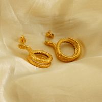 1 Par Elegante Retro Serpiente Pulido Enchapado Acero Inoxidable Chapados en oro de 18k Pendientes main image 2