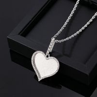 Wholesale Hip-Hop Vintage Style Rock Heart Shape 304 Stainless Steel Copper Plating Inlay K Gold Plated Rhodium Plated Zircon Pendant Necklace main image 2