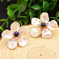 1 Pair Retro Flower Plating Inlay Sterling Silver Copper Freshwater Pearl Gold Plated Ear Studs main image 1