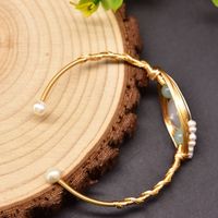 Classic Style Round Copper Plating Inlay Freshwater Pearl 18k Gold Plated Bangle main image 3